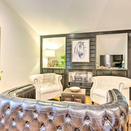 Upscale Rustic Duplex On Stream, Near 블로잉 롹 외부 사진