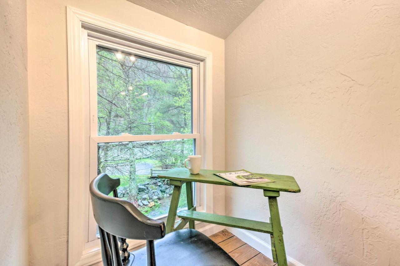 Upscale Rustic Duplex On Stream, Near 블로잉 롹 외부 사진